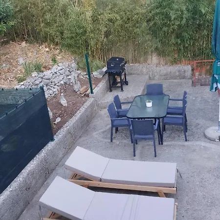 Apartment Feral Neum