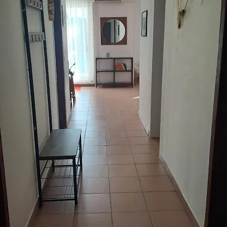 Apartment Feral Neum