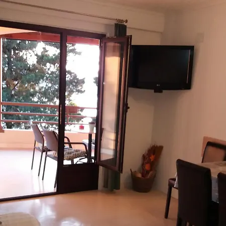 Apartment Feral Neum